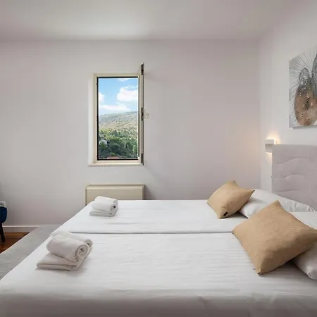Palazzo Grace Villa