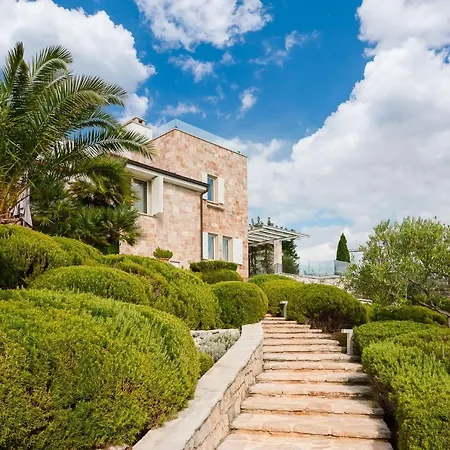 Palazzo Grace * Bobovisca