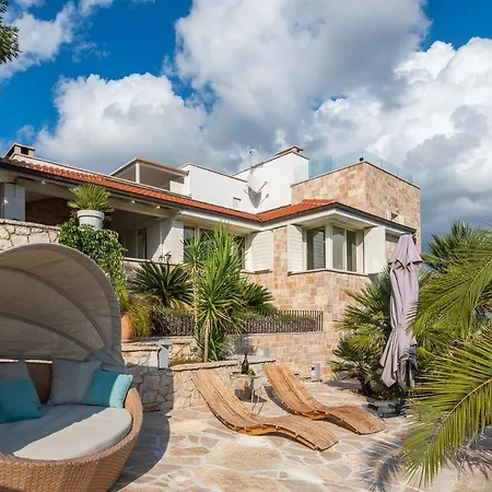 Villa Palazzo Grace
